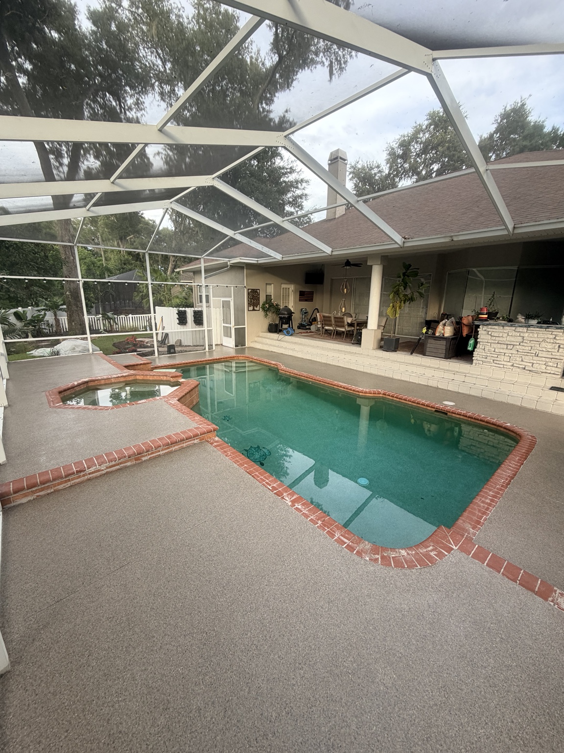 CVRD Pool deck coating